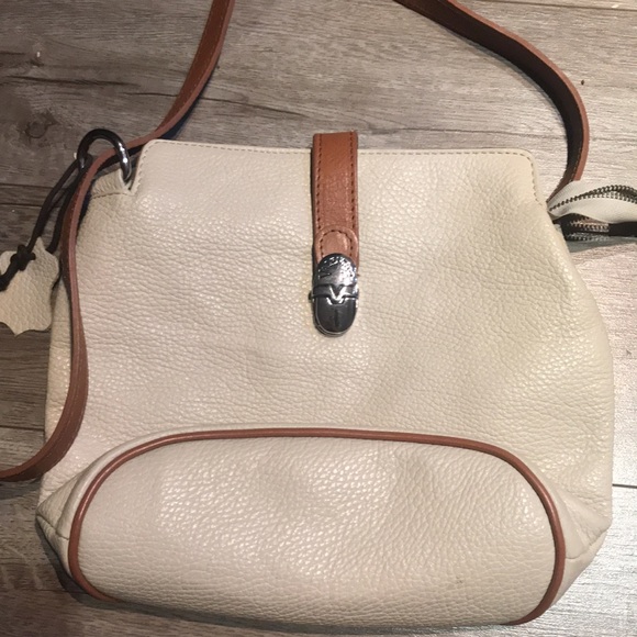 Summer blow out $15!! Italian, Genuine snakeskin or leather ladies purse. - Picture 11 of 16